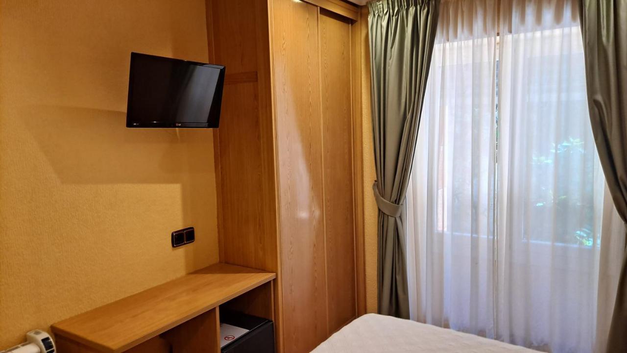 Pension La Concha San Sebastian Exterior photo